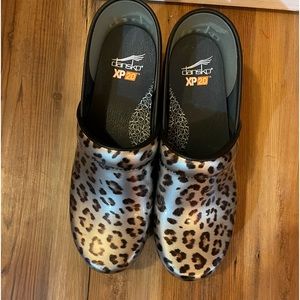 Cheetah print woman work shoes.